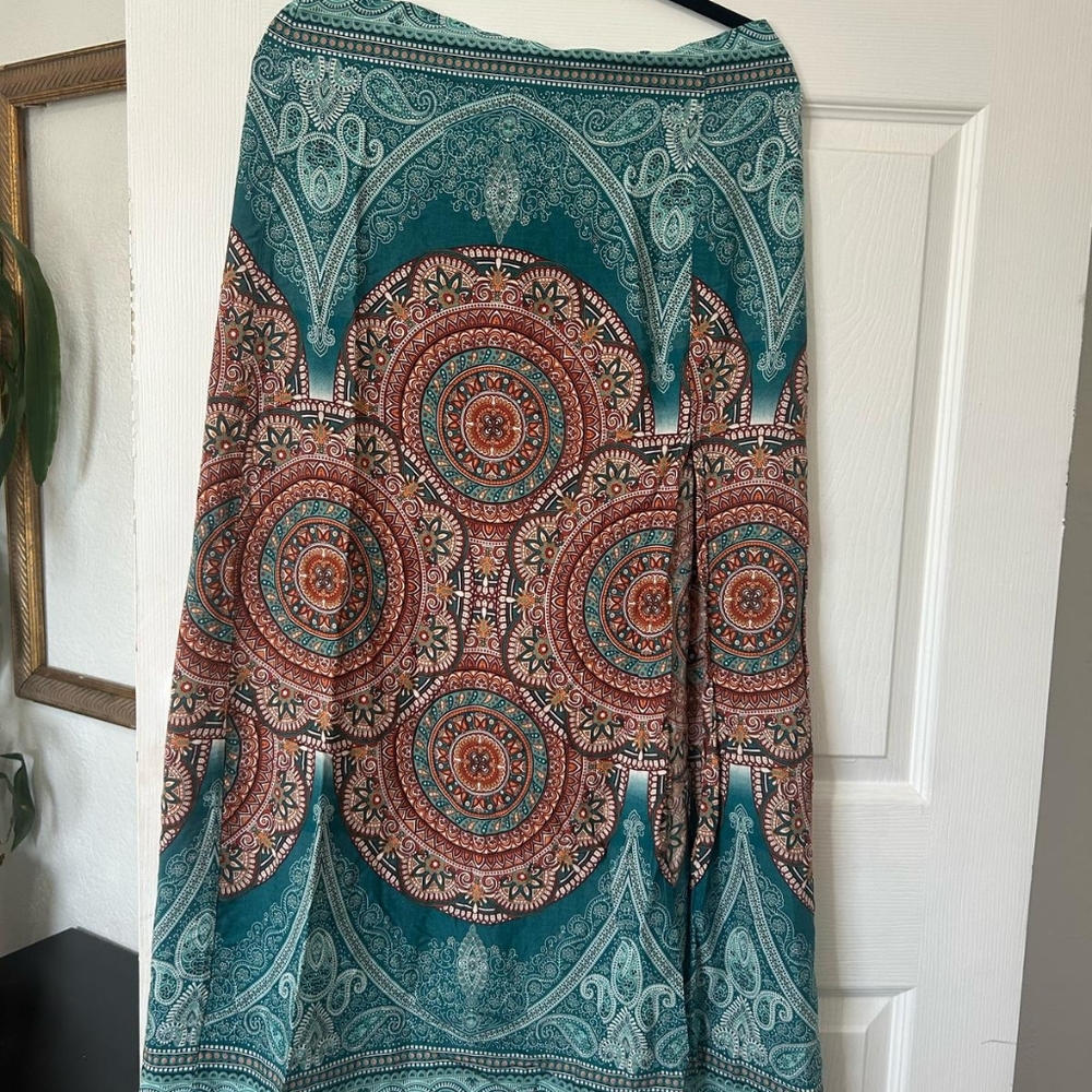 Lotus & Luna Skirt Large